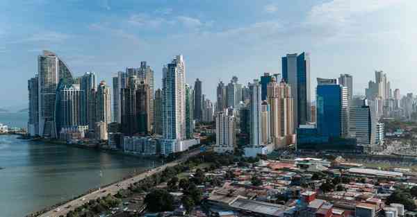 如何制作湖南卫视宣传片