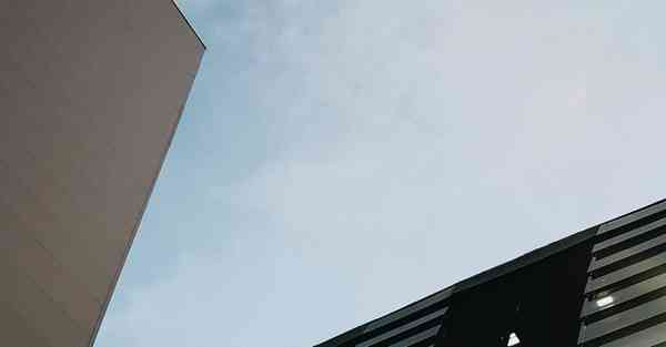 如何制作宣传片海报图_如何制作宣传片视频