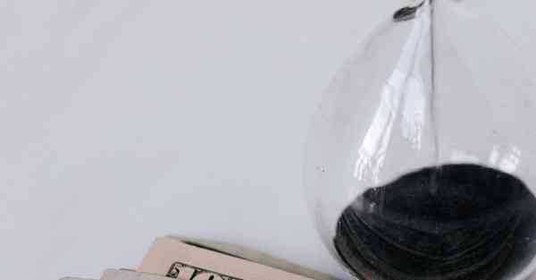 如何自己制作学校宣传片