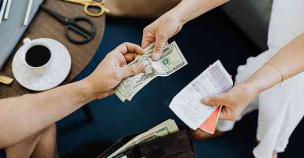 如何制作图片背景音乐_如何制作图片背景