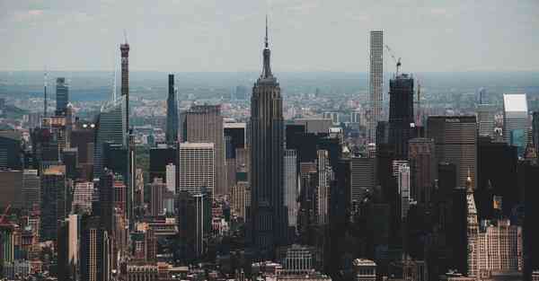 如何制作图片移动效果