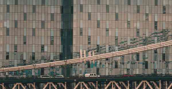 电影的宣传片怎么制作